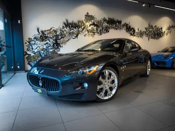 Carro 4.7 V8 GASOLINA SPORT MC SHIFT