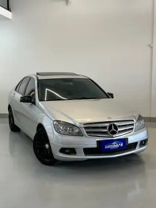 Carro 1.8 AVANTGARDE KOMPRESSOR GASOLINA 4P AUTOMÁTICO