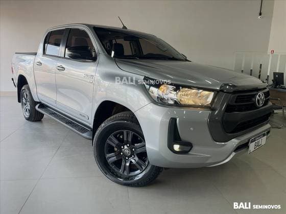 Carro 2.7 VVT-i FLEX CD SR 4X2 AUTOMÁTICO