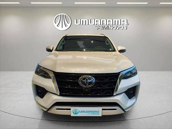 Carro 2.8 D-4D TURBO DIESEL SRX 7L 4X4 AUTOMÁTICO
