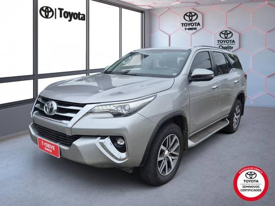 Carro 2.8 SRX 4X4 7 LUGARES 16V TURBO INTERCOOLER DIESEL 4P AUTOMÁTICO
