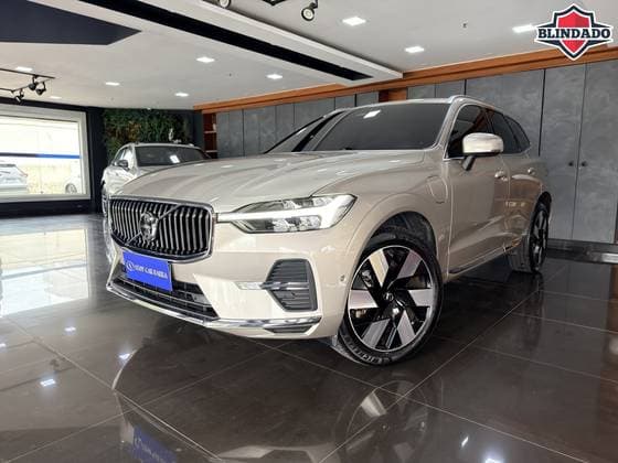Carro 2.0 T8 RECHARGE ULTRA AWD GEARTRONIC