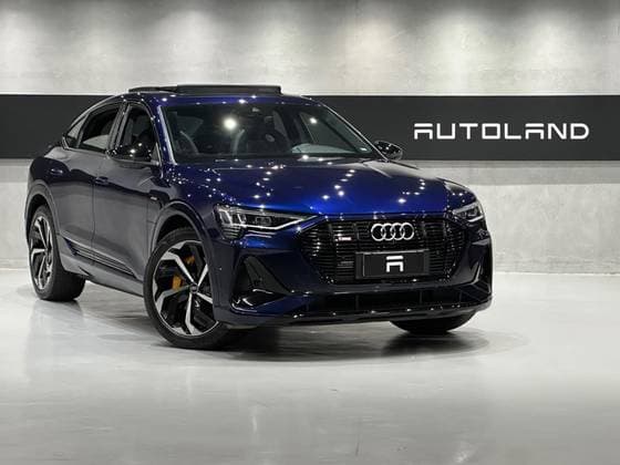 Carro ELÉTRICO SPORTBACK PERFORMANCE BLACK QUATTRO
