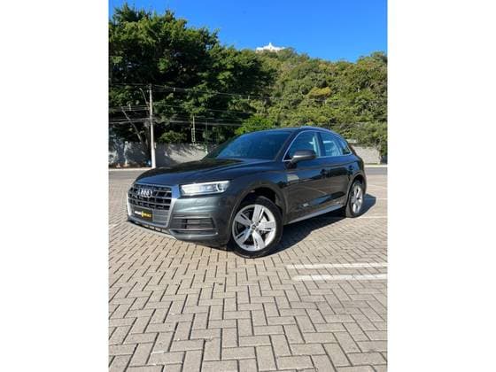 Carro 2.0 TFSI GASOLINA AMBIENTE S TRONIC