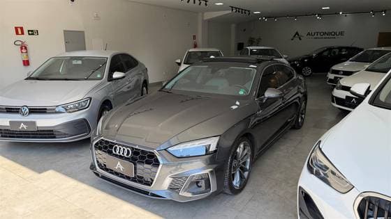 Carro 2.0 TFSI GASOLINA SPORTBACK S LINE S TRONIC