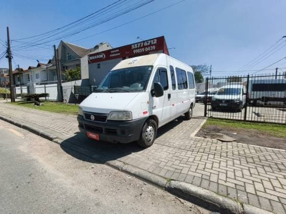 Carro 2.8 MINIBUS TETO ALTO 8V TURBO DIESEL 3P MANUAL