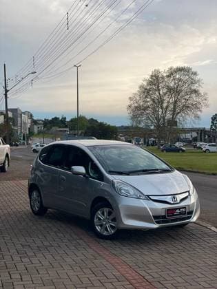 Carro 1.4 LX 16V FLEX 4P AUTOMÁTICO