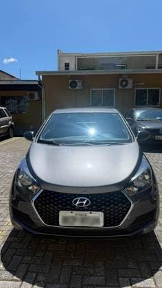 Carro 1.0 UNIQUE 12V FLEX 4P MANUAL