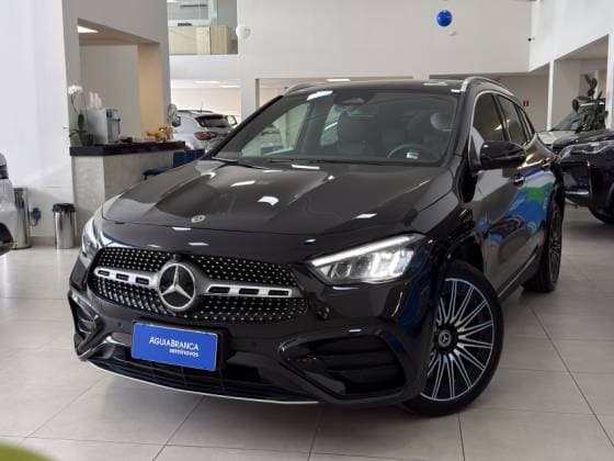 Carro 1.3 MHEV AMG LINE 7G-DCT