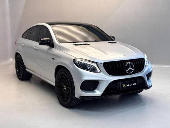 Carro 3.0 V6 GASOLINA HIGHWAY COUPÉ 4MATIC 9G-TRONIC