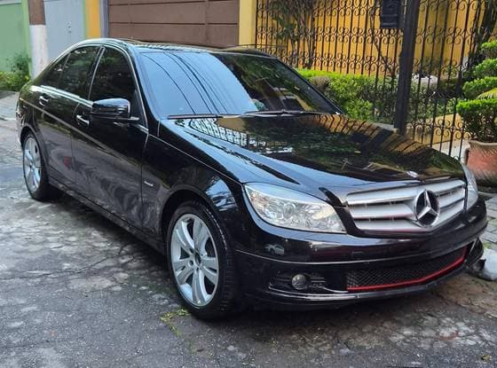 Carro 1.8 AVANTGARDE KOMPRESSOR GASOLINA 4P AUTOMÁTICO