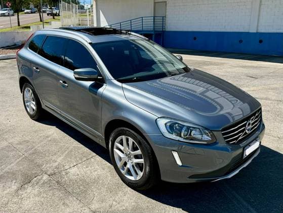 Carro 2.0 T5 MOMENTUM GASOLINA 4P AUTOMÁTICO