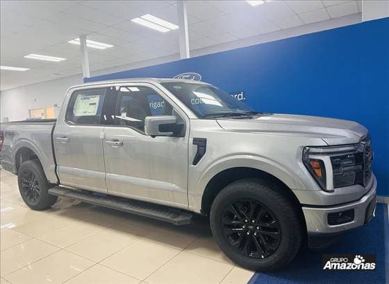 Carro 5.0 V8 GASOLINA CD LARIAT BLACK FX4 AUTOMÁTICO