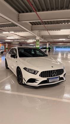 Carro 2.0 CGI GASOLINA LAUNCH EDITION 4MATIC 7G-DCT