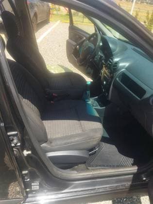 Carro 1.0 EXPRESSION 16V FLEX 4P MANUAL