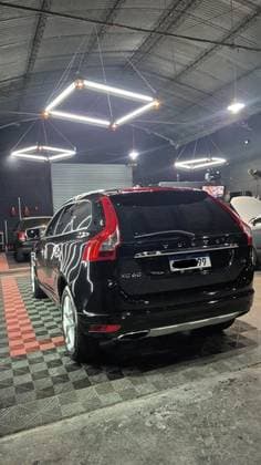 Carro 2.0 T5 MOMENTUM GASOLINA 4P AUTOMÁTICO