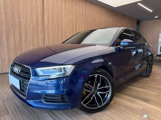 Carro 1.4 TFSI SEDAN AMBIENTE 16V FLEX 4P TIPTRONIC