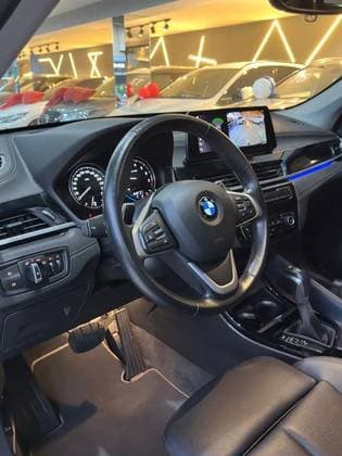 Carro 2.0 16V TURBO ACTIVEFLEX SDRIVE20I X-LINE 4P AUTOMÁTICO