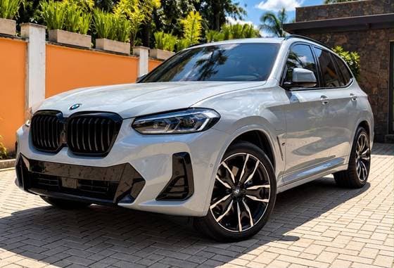 Carro 2.0 16V HÍBRIDO M SPORT XDRIVE30E STEPTRONIC