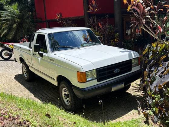 Carro 3.9 SUPER SÉRIE 4X4 CS 8V TURBO DIESEL 2P MANUAL