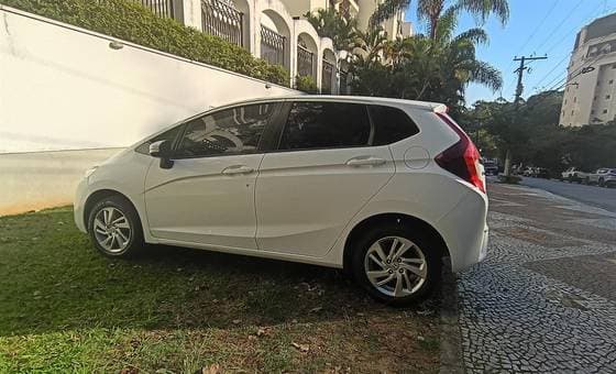 Carro 1.5 LX 16V FLEX 4P AUTOMÁTICO