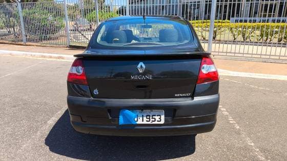 Carro 1.6 EXTREME SEDAN 16V FLEX 4P MANUAL
