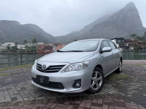Carro 1.8 GLI 16V FLEX 4P AUTOMÁTICO