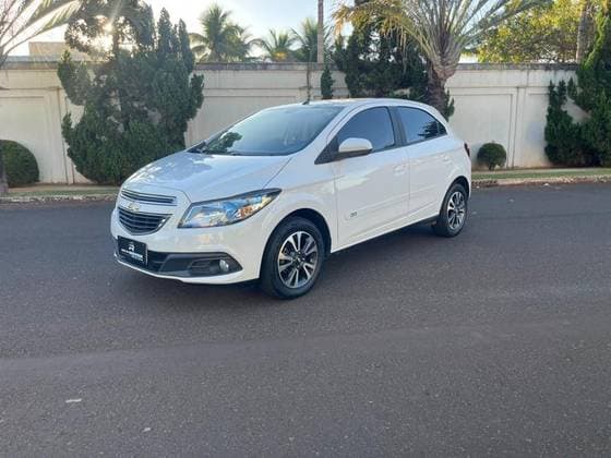 Carro 1.4 MPFI LTZ 8V FLEX 4P AUTOMÁTICO