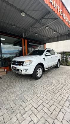 Carro 3.2 XLS 4X4 CD 20V DIESEL 2P MANUAL