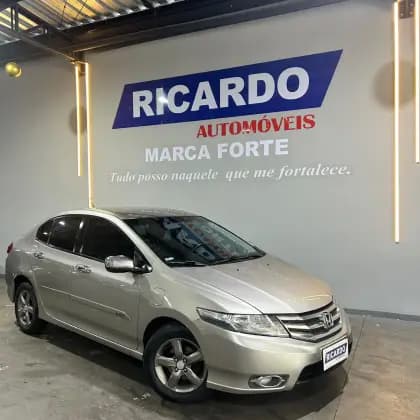 Carro 1.5 LX 16V FLEX 4P AUTOMÁTICO