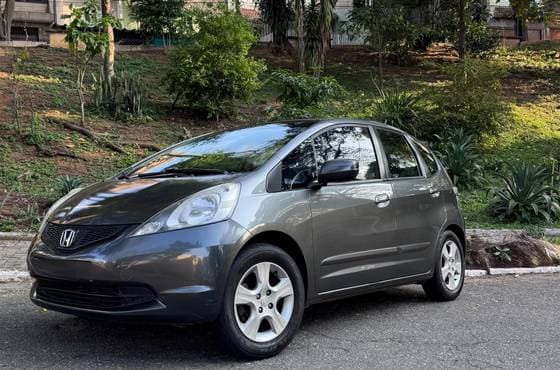 Carro 1.4 LX 16V FLEX 4P AUTOMÁTICO