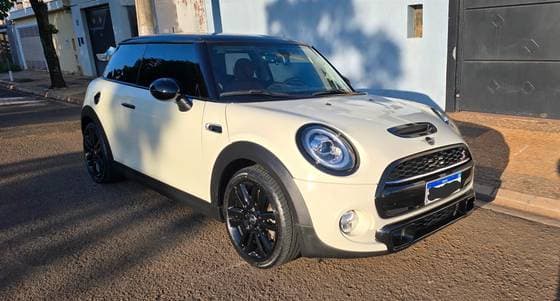 Carro 2.0 16V TWINPOWER GASOLINA S 2P STEPTRONIC