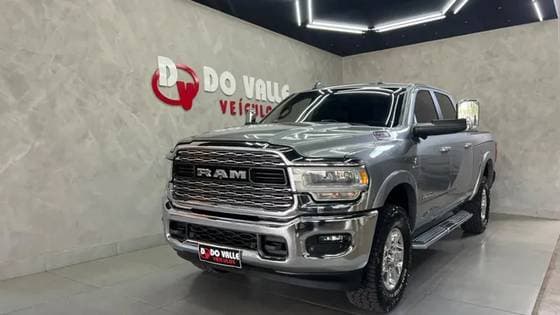 Carro 6.7 I6 TURBO DIESEL LARAMIE CD 4X4 AUTOMÁTICO