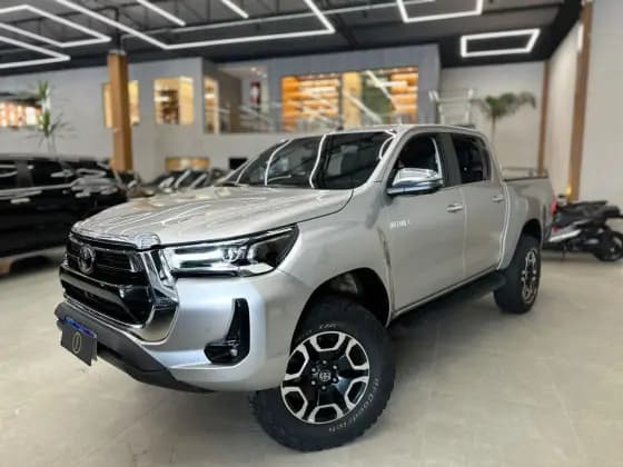 Carro 2.8 D-4D TURBO DIESEL CD SRX 4X4 AUTOMÁTICO