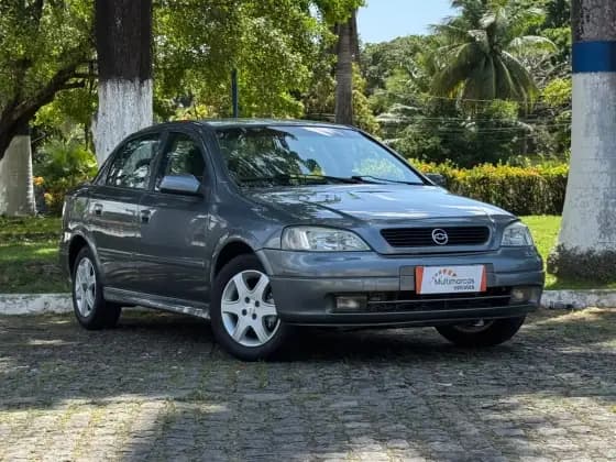 Carro 1.8 MPFI MILLENIUM II SEDAN 8V GASOLINA 4P MANUAL