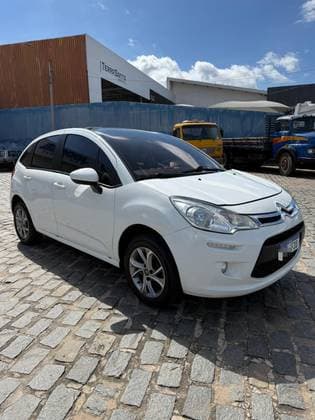 Carro 1.2 PURE TECH FLEX TENDANCE MANUAL