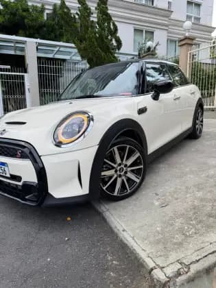 Carro 2.0 16V TWINPOWER GASOLINA S TOP 4P STEPTRONIC