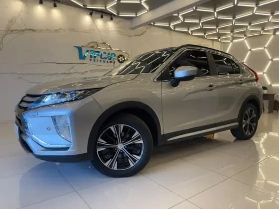 Carro 1.5 MIVEC TURBO GASOLINA HPE-S AWD CVT