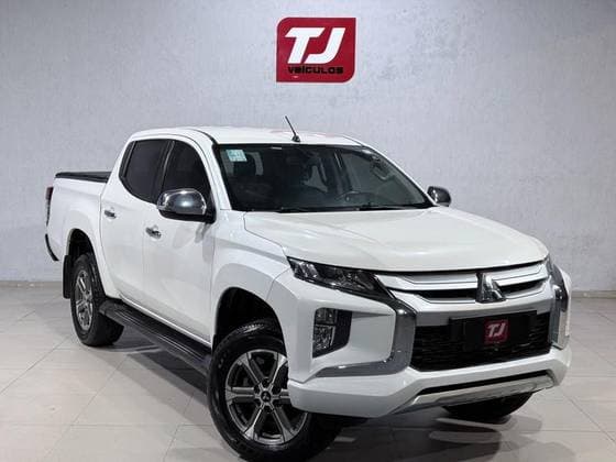 Carro 2.4 16V TURBO DIESEL SPORT HPE CD 4P 4X4 AUTOMÁTICO