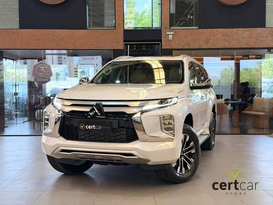Carro 2.4 16V MIVEC TURBO DIESEL HPE AWD AUTOMÁTICO