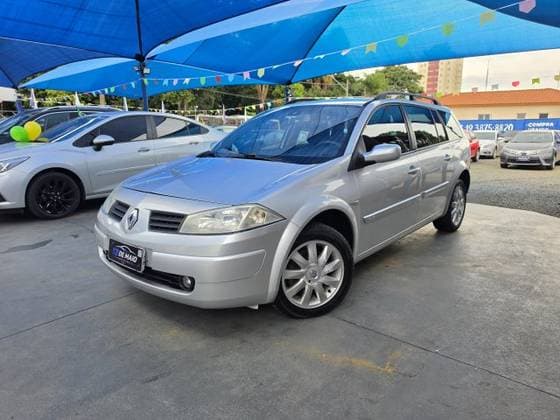 Carro 1.6 DYNAMIQUE GRAND TOUR 16V FLEX 4P MANUAL