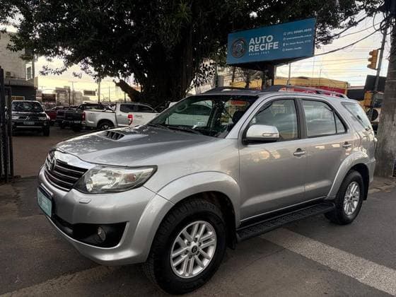 Carro 3.0 SRV 4X4 7 LUGARES 16V TURBO INTERCOOLER DIESEL 4P AUTOMÁTICO