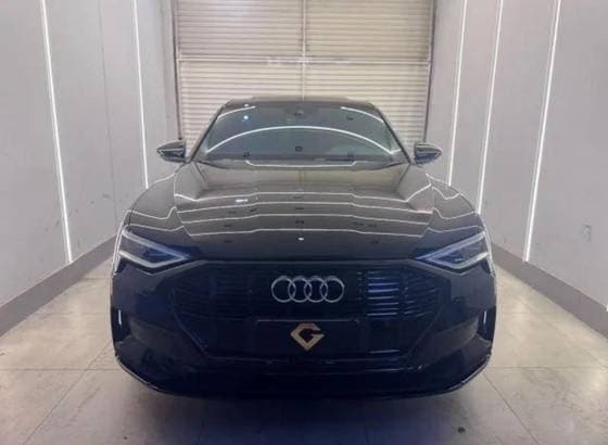 Carro ELÉTRICO SPORTBACK PERFORMANCE BLACK QUATTRO