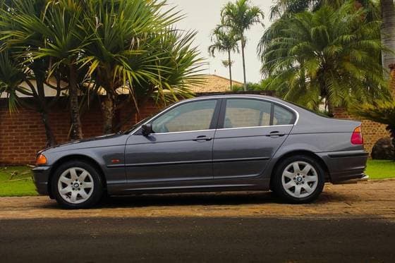 Carro 2.5 SPORT COMPACT 24V GASOLINA 2P MANUAL