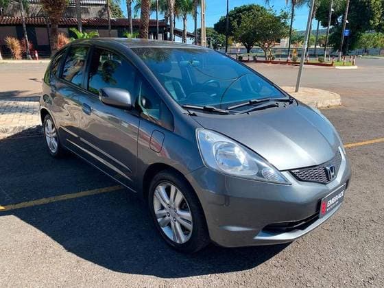 Carro 1.4 LX 16V FLEX 4P AUTOMÁTICO