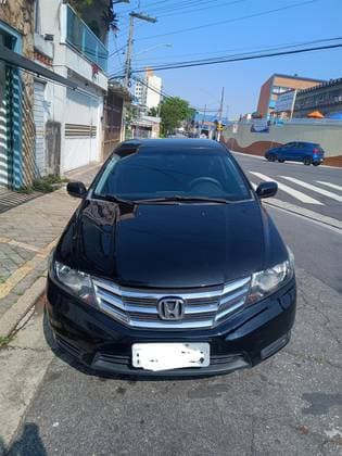 Carro 1.5 LX 16V FLEX 4P AUTOMÁTICO