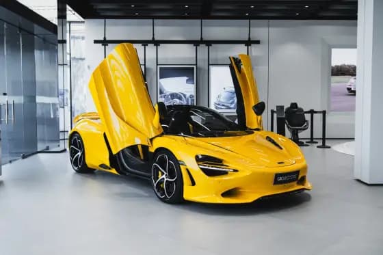 Carro 4.0 V8 TURBO GASOLINA SPIDER SSG