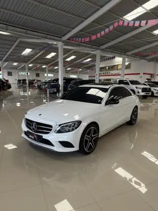 Carro 1.5 EQ BOOST HÍBRIDO 9G-TRONIC