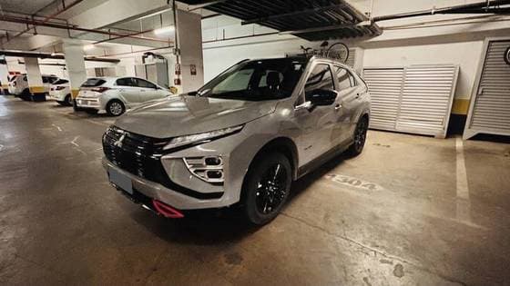 Carro 1.5 MIVEC TURBO GASOLINA HPE BLACK CVT
