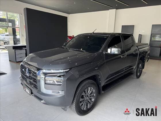 Carro 2.4 BITURBO DIESEL CD HPE 4X4 AUTOMÁTICO